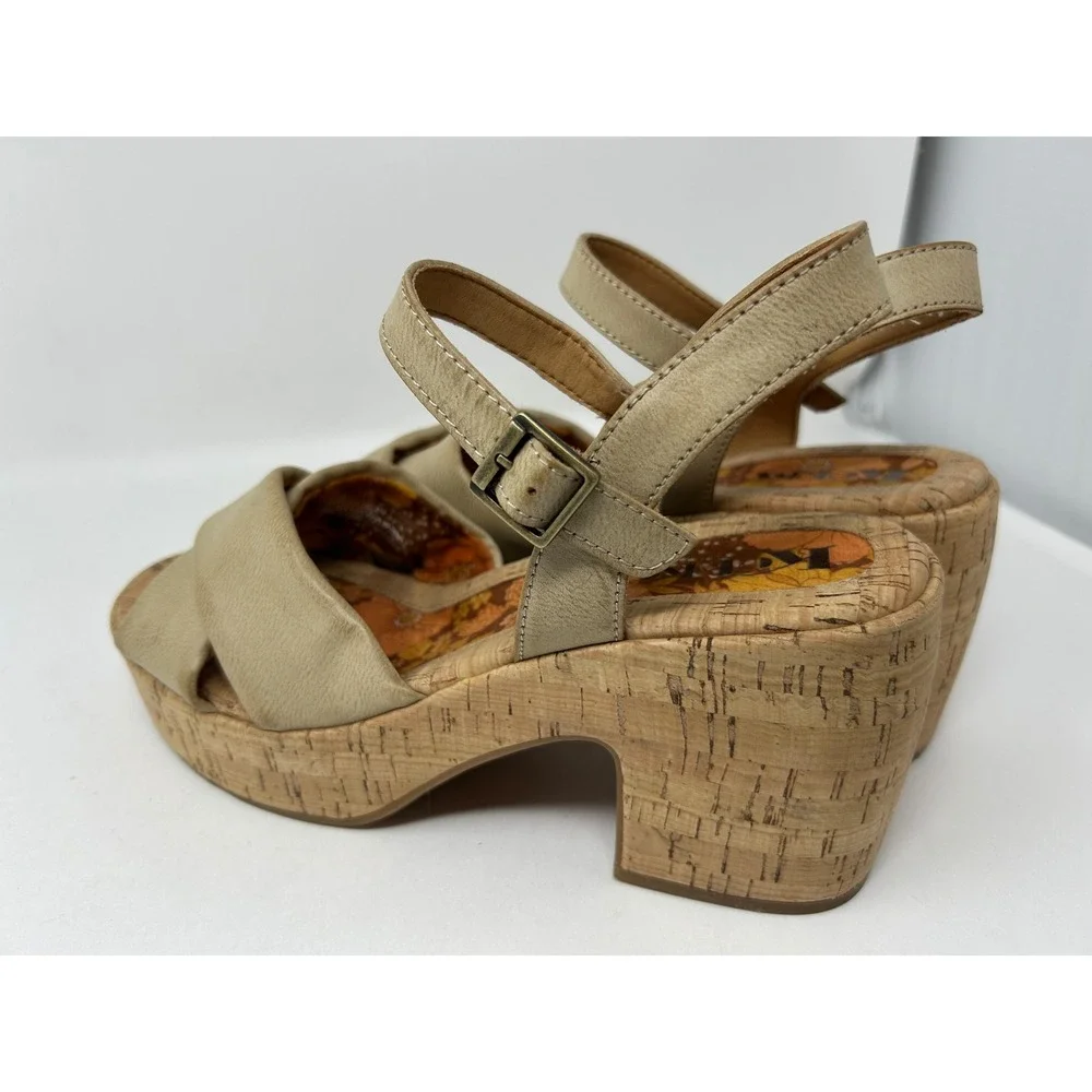 Korks Tan Cork Platform Block Heel Sandals Retro Floral Footbed Womens Size 10M